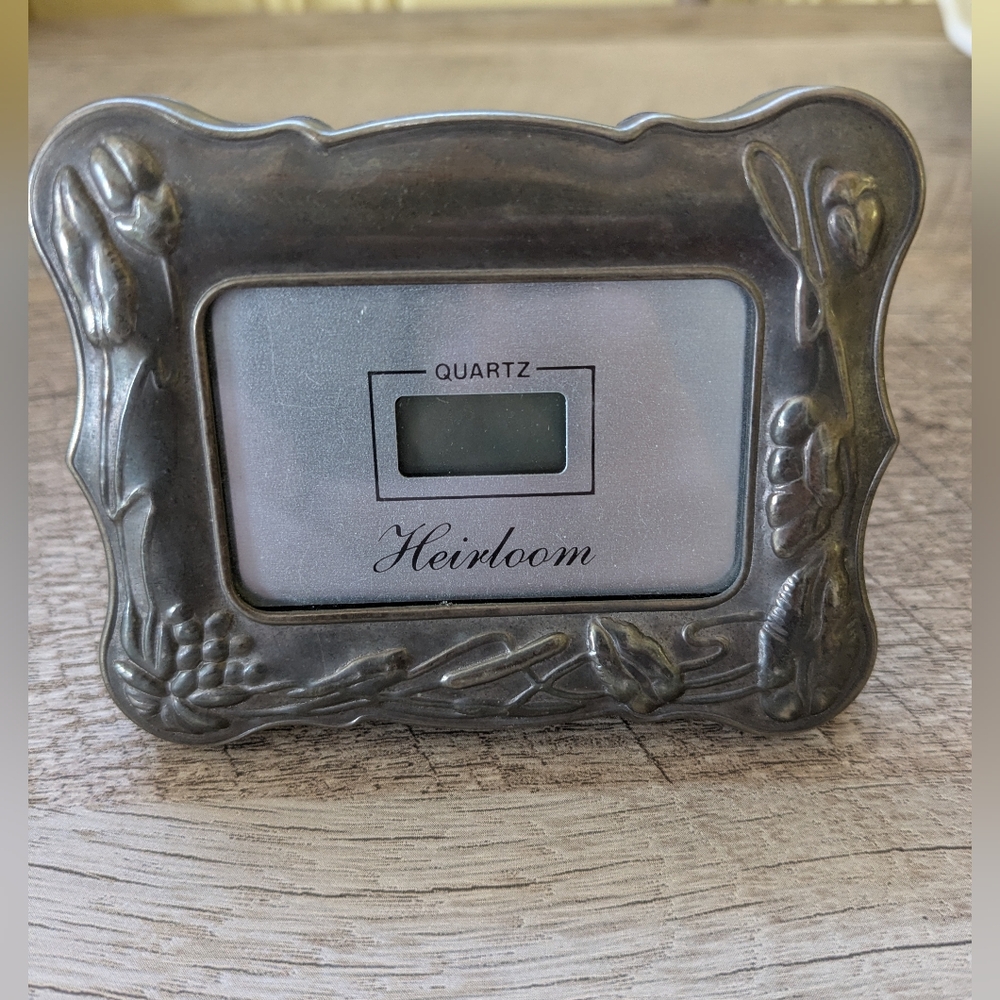 Small Heirloom Silverplated Desk Travel Digital Clock Battery Operated